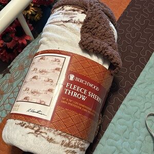 Fleece Sherpa Throw
